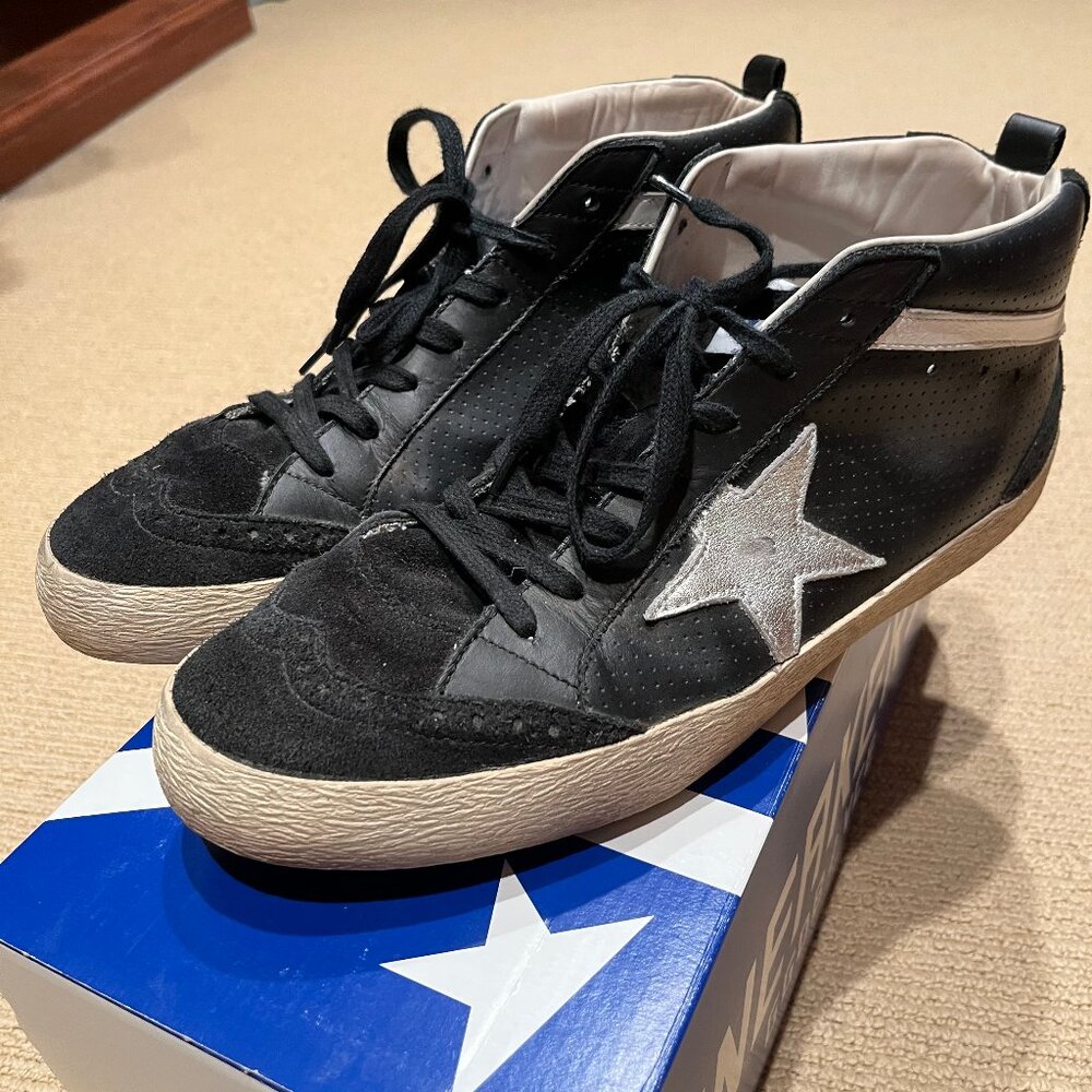GOLDEN GOOSE MENS MIDHEIGHT SIZE 42/9US EXCELLNT W BOX